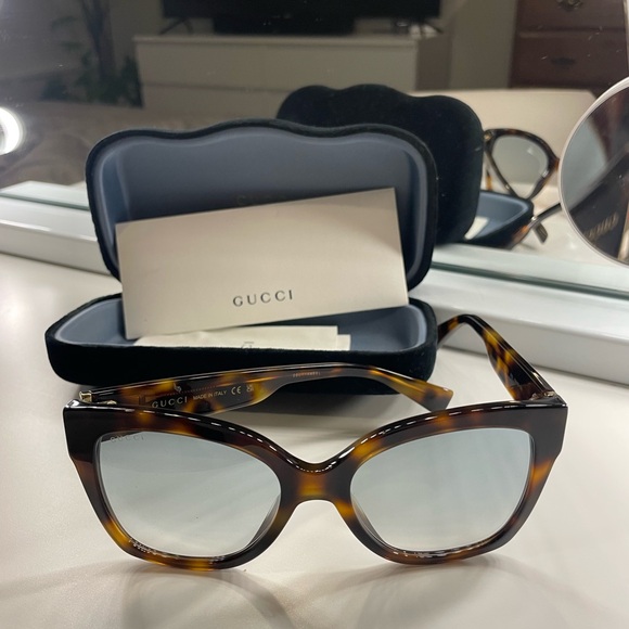 Gucci Accessories - Gucci Brown Tortoise Women's Sunglasses